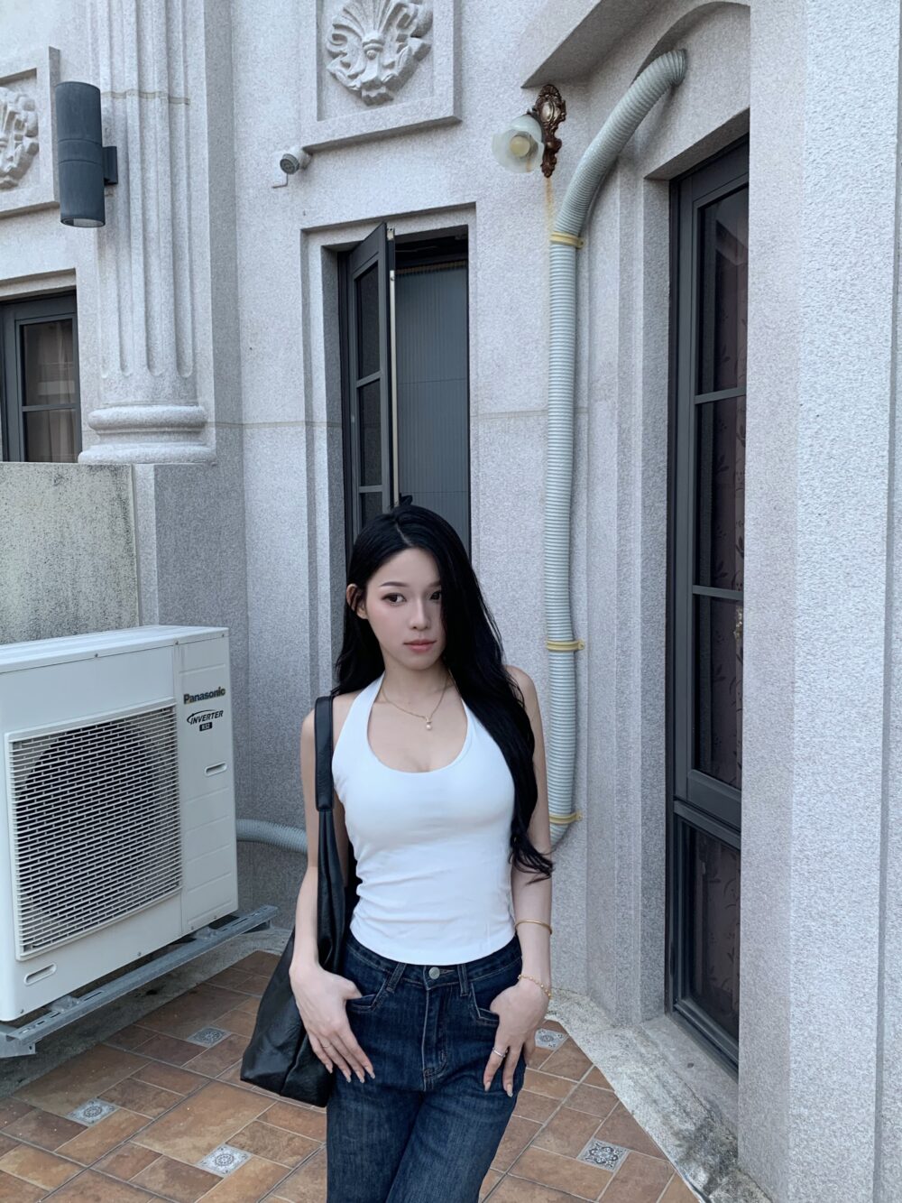 辣妹超集中❗️掛脖露背BRATOP